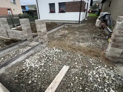 Zámková dlažba Ľubotín - rodinný dom, obrázok 7