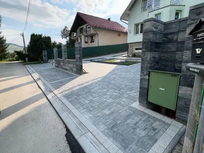 Zámková dlažba a plot Ďurková, obrázok 2