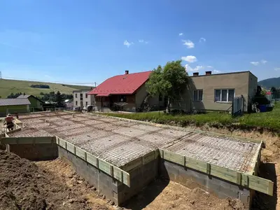 Základová doska – rodinný dom Ľubotín, obrázok 2