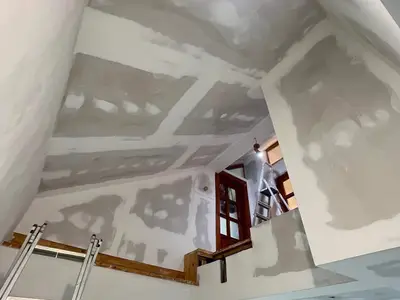 Rekonštrukcia interiéru – sadrokartóny a stierky