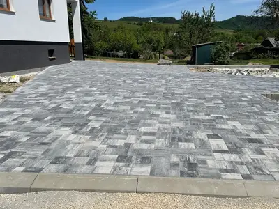Zámková dlažba - Krivany